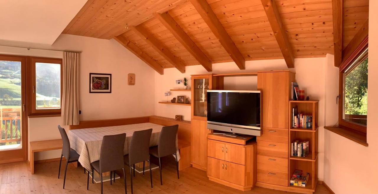 Apartment Hanile *